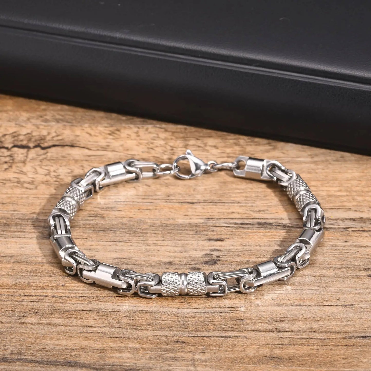 Oxidized Byzantine Chain Bracelet